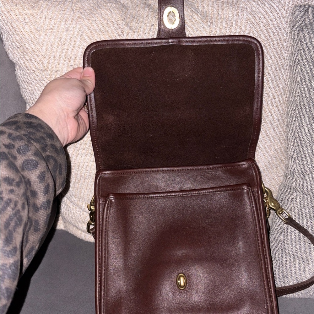 Vintage coach brown leather crossbody - Picture 9 of 12